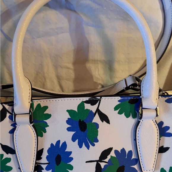 Kate Spade Rare Find Satchel (zipper closure) and Shoulder or Crossbody Bag. - Picture 4 of 16